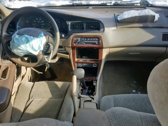 1N4DL01D21C233989 - 2001 NISSAN ALTIMA XE GOLD photo 9