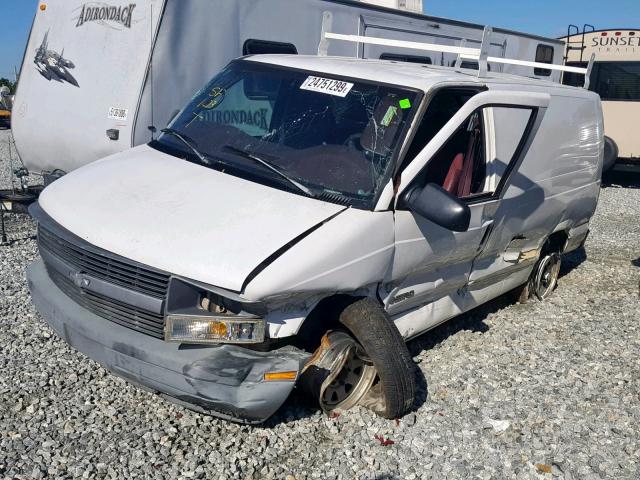 1GCDM19W0VB187111 - 1997 CHEVROLET ASTRO WHITE photo 2