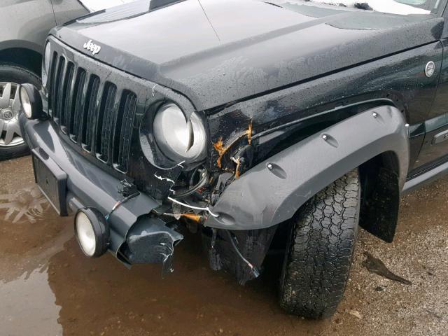 1J8GL38K66W180810 - 2006 JEEP LIBERTY RE BLACK photo 9