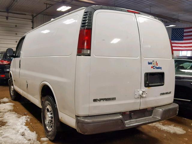 1GCHG35R821115837 - 2002 CHEVROLET EXPRESS G3 WHITE photo 3