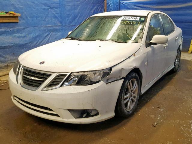 YS3FA4CY4B1304079 - 2011 SAAB 9-3 2.0T WHITE photo 2