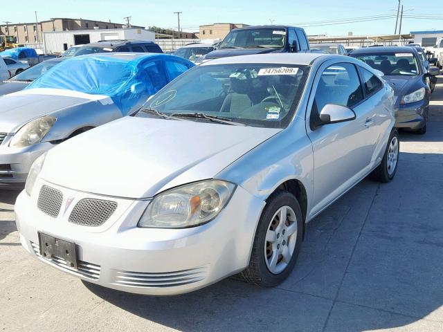 1G2AS18H097109792 - 2009 PONTIAC G5 SILVER photo 2