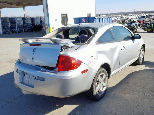 1G2AS18H097109792 - 2009 PONTIAC G5 SILVER photo 4