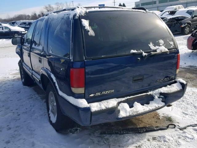 1GNDT13W912140480 - 2001 CHEVROLET BLAZER BLUE photo 3