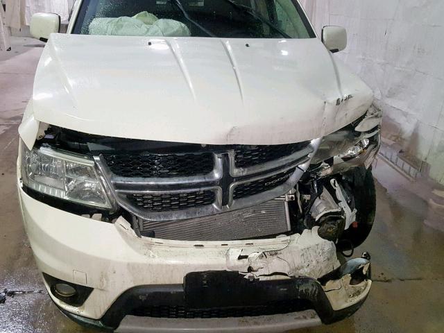 3D4PG1FG9BT558197 - 2011 DODGE JOURNEY MA WHITE photo 7