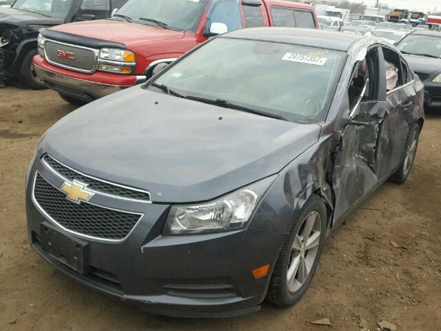 1G1PE5SB6D7146369 - 2013 CHEVROLET CRUZE CHARCOAL photo 2