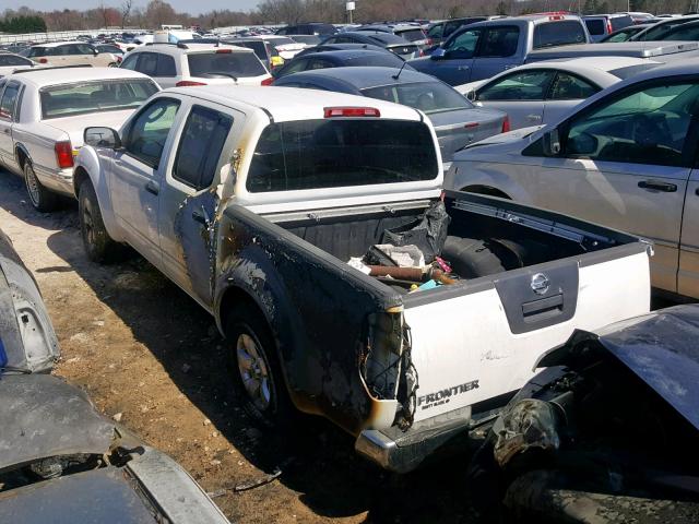 1N6AD0ER5AC405557 - 2010 NISSAN FRONTIER C WHITE photo 3