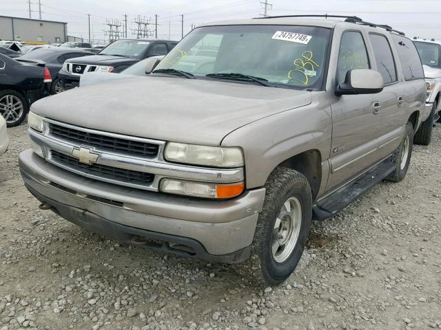 3GNEC16T1YG214255 - 2000 CHEVROLET SUBURBAN C GRAY photo 2