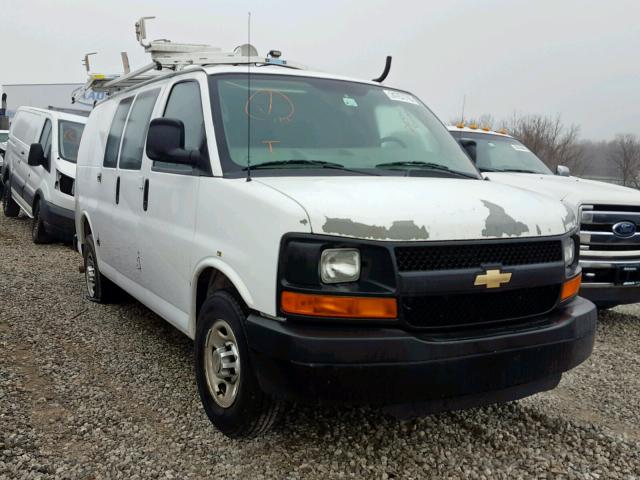 1GCWGFCB1C1117929 - 2012 CHEVROLET EXPRESS G2 WHITE photo 1