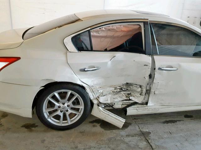 1N4AA5AP4BC827176 - 2011 NISSAN MAXIMA S WHITE photo 9