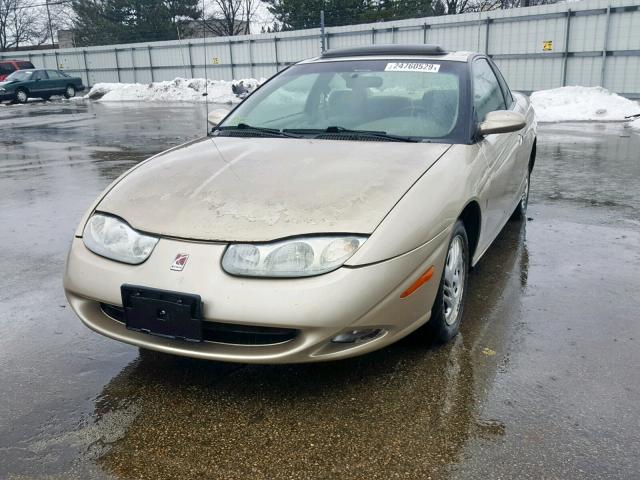 1G8ZY12761Z238071 - 2001 SATURN SC2 GOLD photo 2