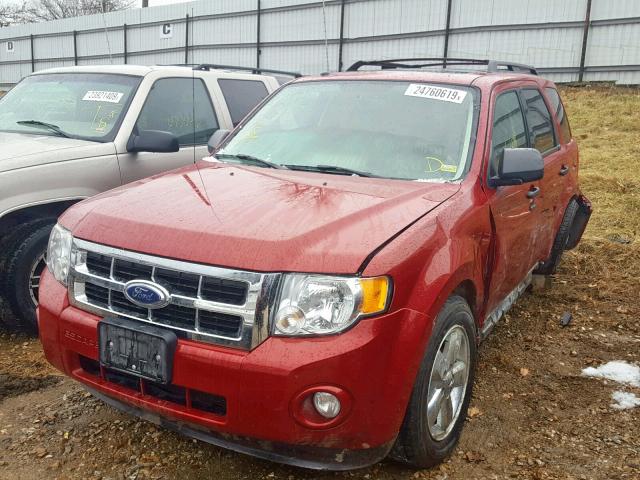 1FMCU9D79BKB98027 - 2011 FORD ESCAPE XLT RED photo 2