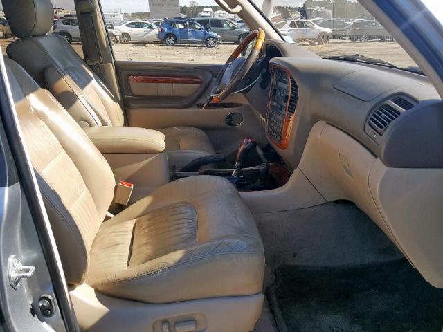 JTJHT00W513500604 - 2001 LEXUS LX 470 SILVER photo 5