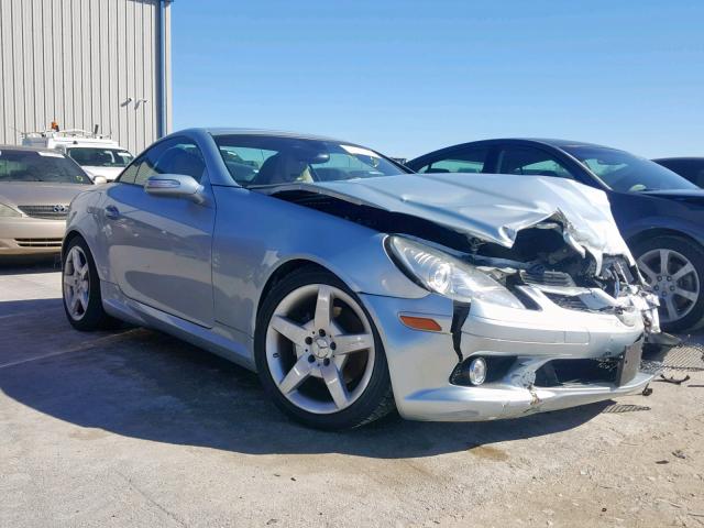 WDBWK54F48F177254 - 2008 MERCEDES-BENZ SLK 280 SILVER photo 1