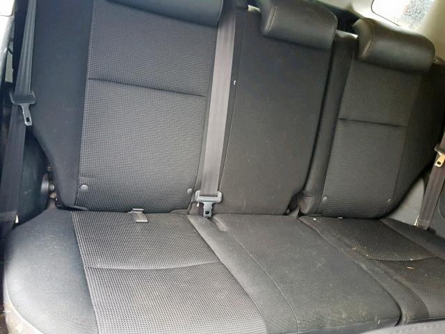 JTEZU11F670016715 - 2007 TOYOTA FJ CRUISER SILVER photo 6