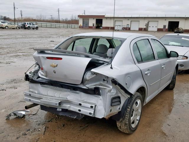 1G1AK52F557559760 - 2005 CHEVROLET COBALT SILVER photo 4