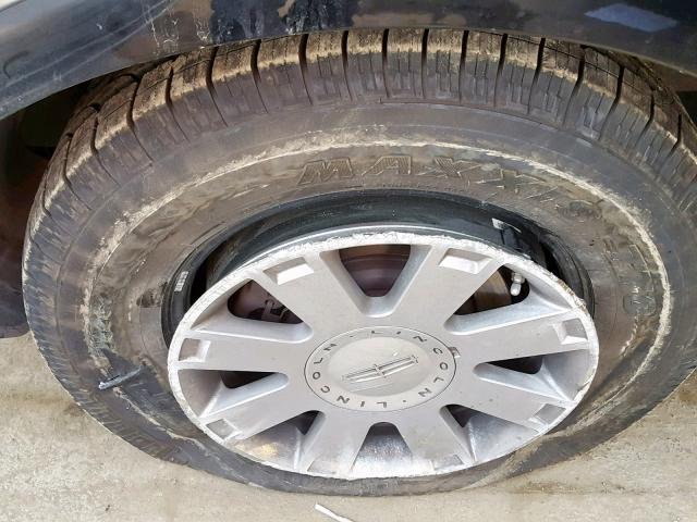 5LMFU28R14LJ12820 - 2004 LINCOLN NAVIGATOR 黑色 照片 9