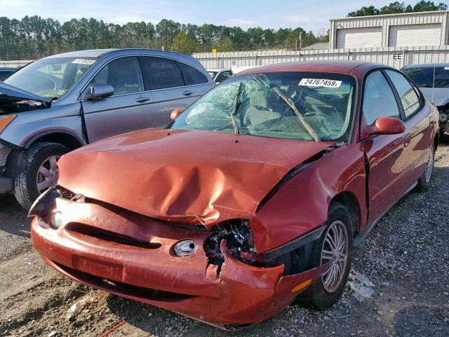 1FAFP53U4XG267666 - 1999 FORD TAURUS SE RED photo 2