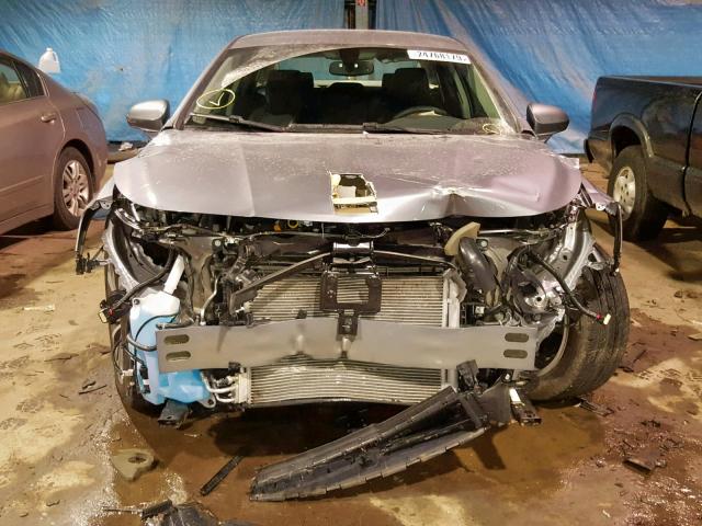 1G4ZP5SS6JU143412 - 2018 BUICK LACROSSE E SILVER photo 9