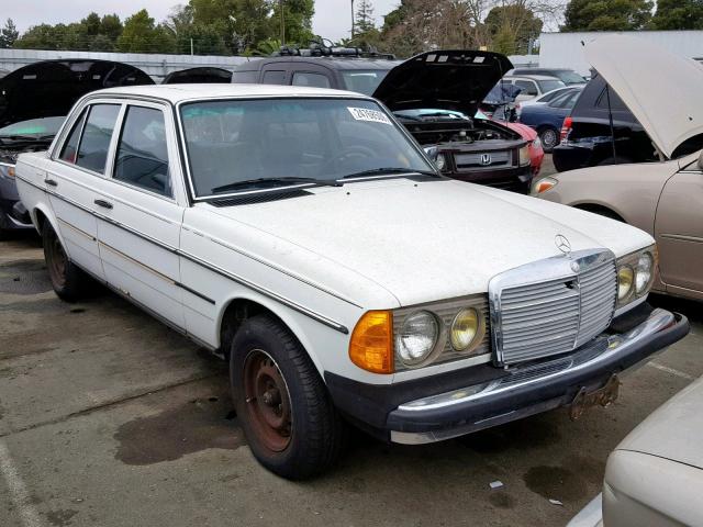 WDBAB23A2BB255706 - 1981 MERCEDES-BENZ 240 D WHITE photo 1