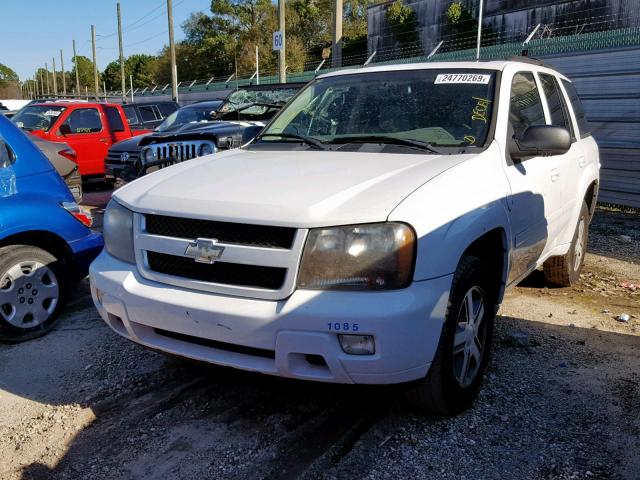 1GNDT13S062320564 - 2006 CHEVROLET TRAILBLAZE WHITE photo 2