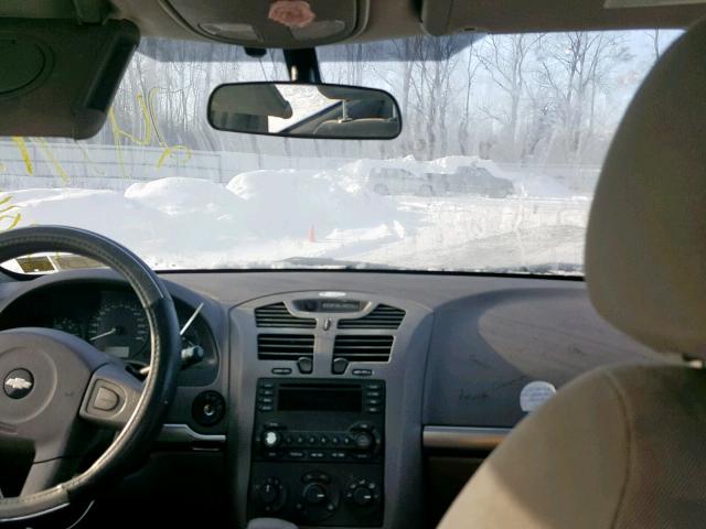 1G1ZT52885F250257 - 2005 CHEVROLET MALIBU LS WHITE photo 9