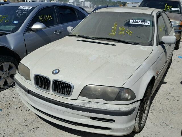 WBAAM3346YCA91732 - 2000 BMW 323 I WHITE photo 2