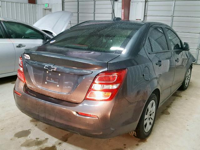 1G1JB5SH1H4146094 - 2017 CHEVROLET SONIC LS 石墨色 照片 4