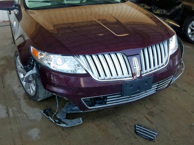 1LNHL9FT6BG608076 - 2011 LINCOLN MKS MAROON photo 9