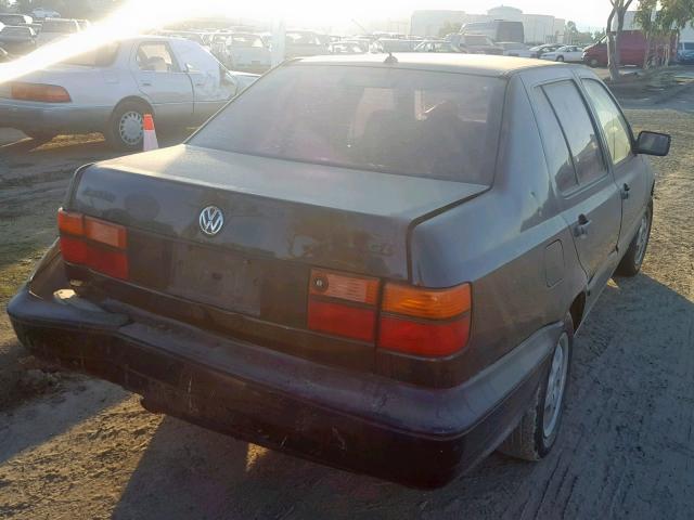 3VWRB81H9VM114634 - 1997 VOLKSWAGEN JETTA GL BLACK photo 4