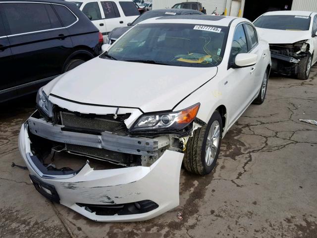 19VDE3F76DE302262 - 2013 ACURA ILX HYBRID WHITE photo 2