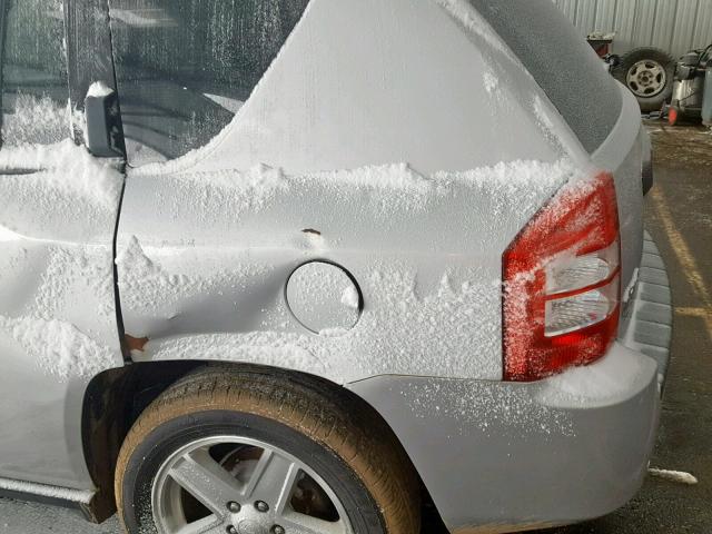 1J4FF47B79D205967 - 2009 JEEP COMPASS SP 银色 照片 9