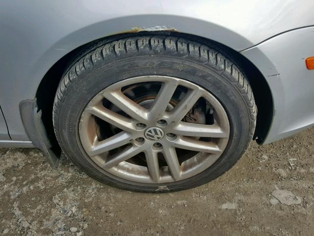 WVWFA71F78V015581 - 2008 VOLKSWAGEN EOS LUX 银色 照片 9