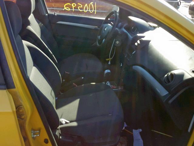 KL1TD5DE5AB128963 - 2010 CHEVROLET AVEO LS YELLOW photo 5