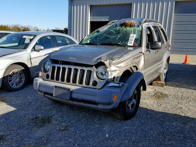 1J4GL48K26W120983 - 2006 JEEP LIBERTY SP BROWN photo 2