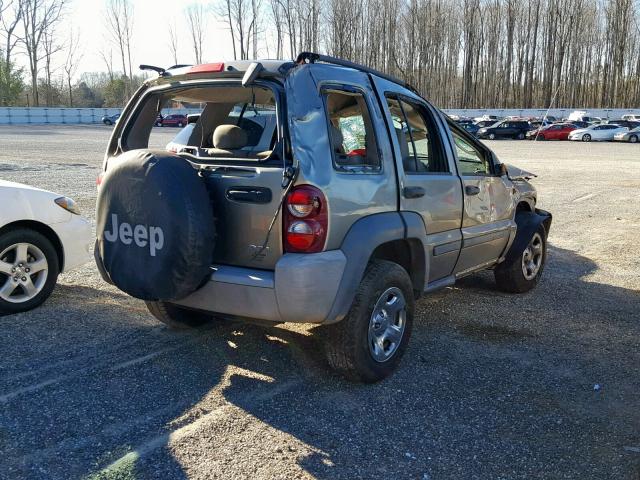 1J4GL48K26W120983 - 2006 JEEP LIBERTY SP BROWN photo 4