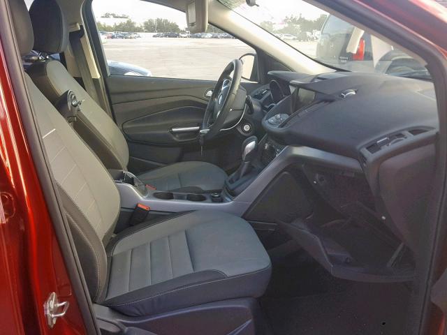 1FMCU0GX0FUC01589 - 2015 FORD ESCAPE SE RED photo 5