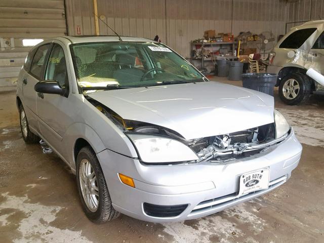 1FAFP37N77W143775 - 2007 FORD FOCUS ZX5 SILVER photo 1