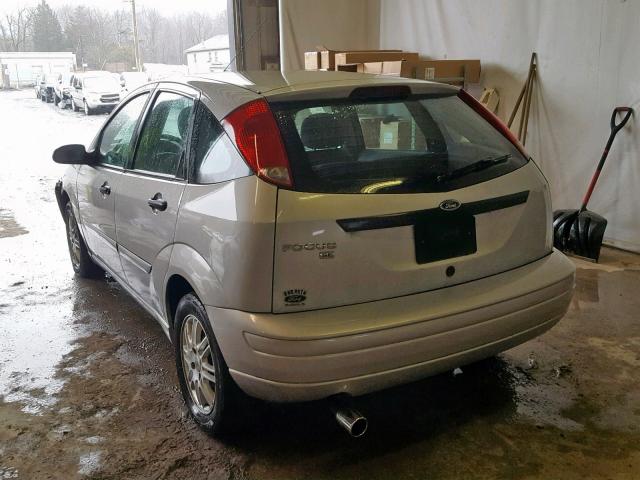 1FAFP37N77W143775 - 2007 FORD FOCUS ZX5 SILVER photo 3