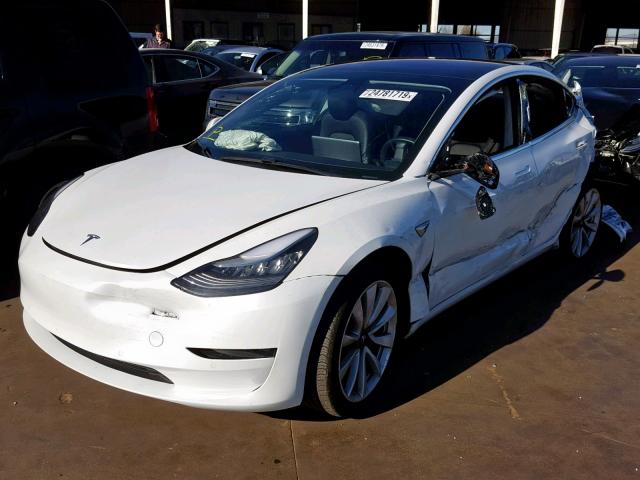 5YJ3E1EA8JF011255 - 2018 TESLA MODEL 3 WHITE photo 2