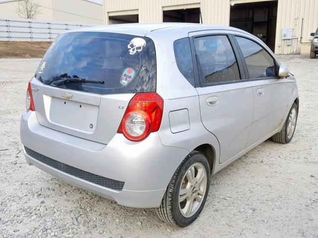 KL1TG66E89B352038 - 2009 CHEVROLET AVEO LT SILVER photo 4