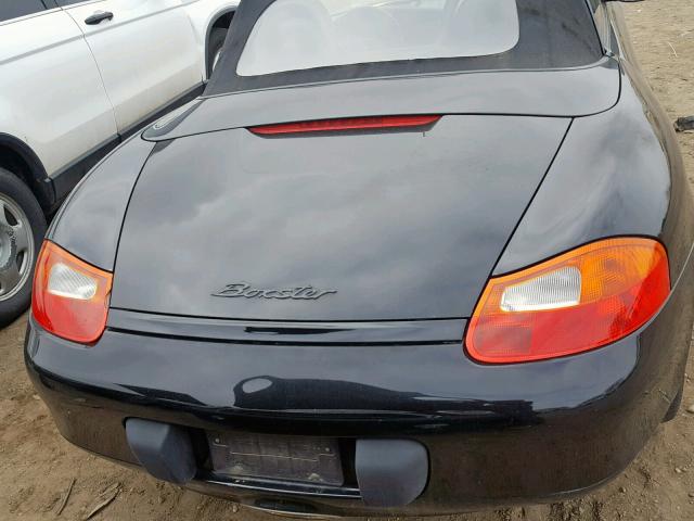 WP0CA298X1U624896 - 2001 PORSCHE BOXSTER BLACK photo 6