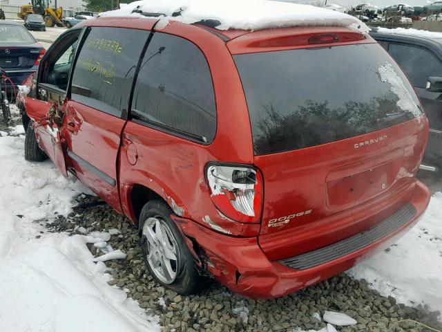 1D4GP45R35B155956 - 2005 DODGE CARAVAN SX RED photo 3