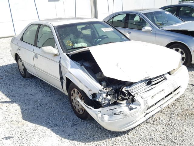 4T1BG22KXVU104019 - 1997 TOYOTA CAMRY CE WHITE photo 1