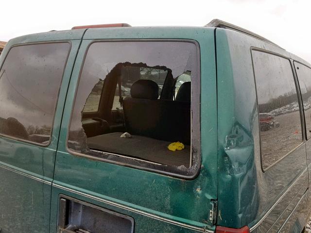 1GNDM19W1WB166082 - 1998 CHEVROLET ASTRO GREEN photo 9