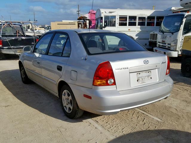 KMHCG45CX4U567779 - 2004 HYUNDAI ACCENT GL SILVER photo 3