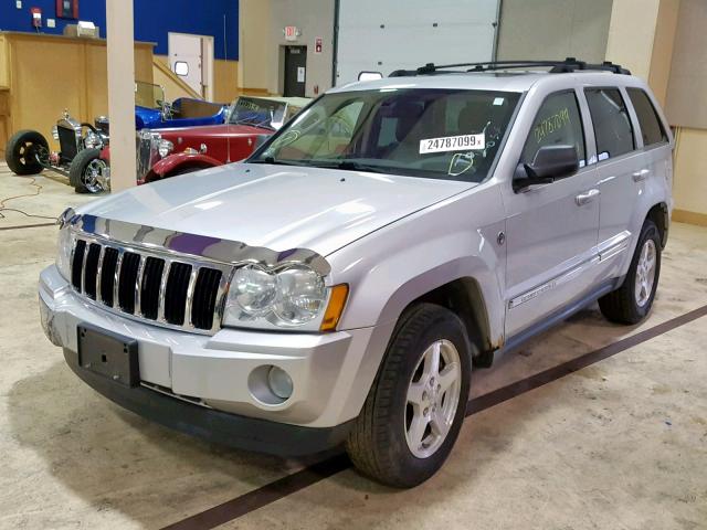 1J4HR58205C528438 - 2005 JEEP GRAND CHER GRAY photo 2