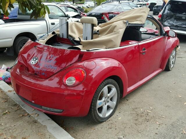 3VWRG31Y98M415025 - 2008 VOLKSWAGEN NEW BEETLE RED photo 4