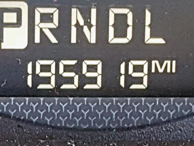 1G1ZT54824F230520 - 2004 CHEVROLET MALIBU LS GREEN photo 8