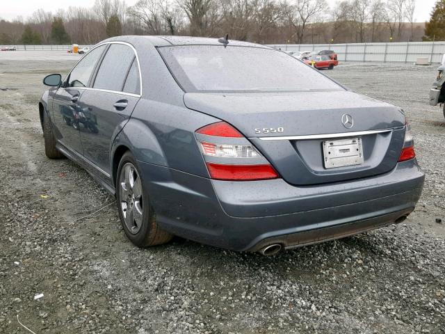 WDDNG71X18A173947 - 2008 MERCEDES-BENZ S 550 GRAY photo 3